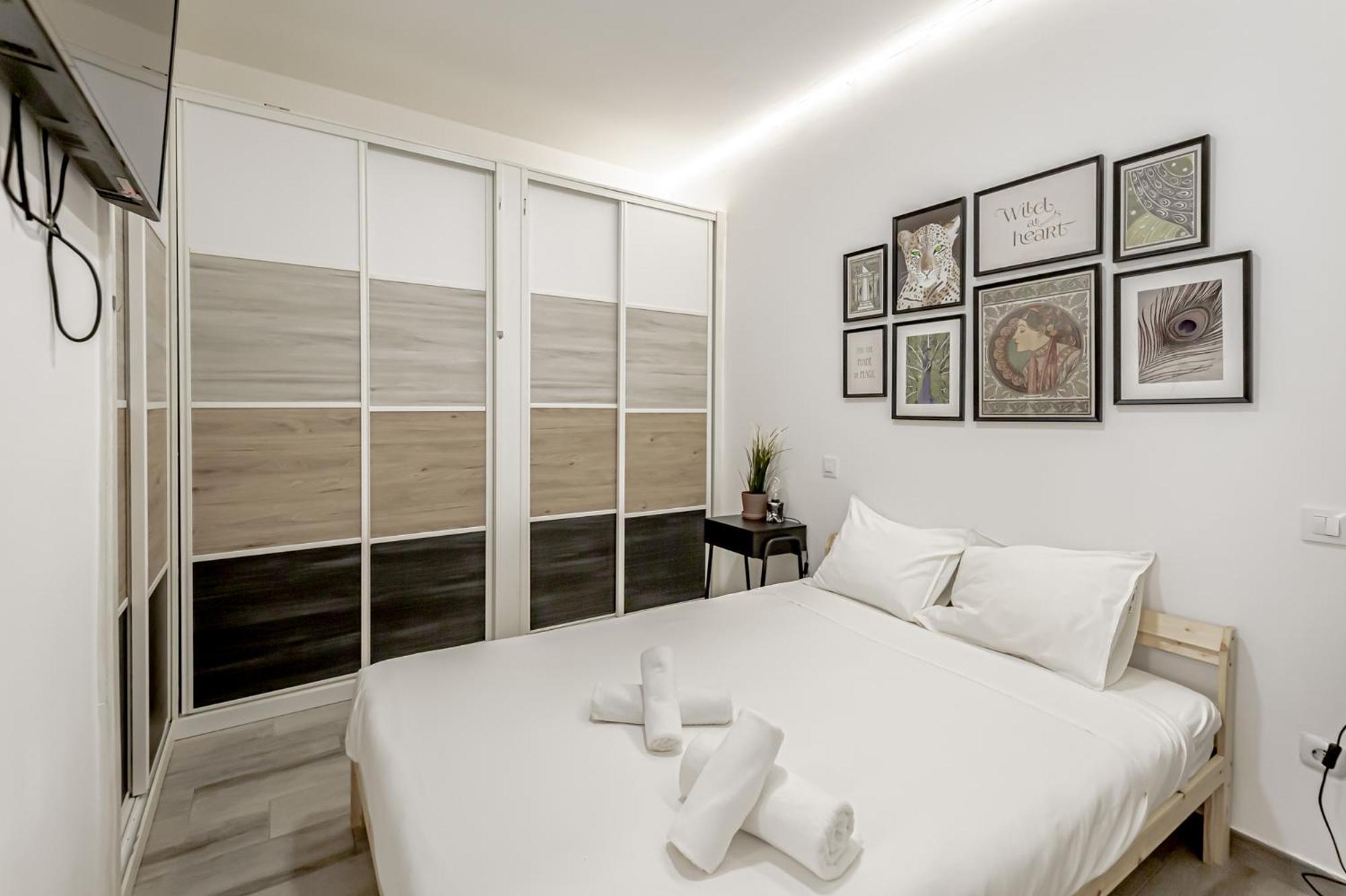 Apartamentos Tetuan Madrid Eksteriør billede
